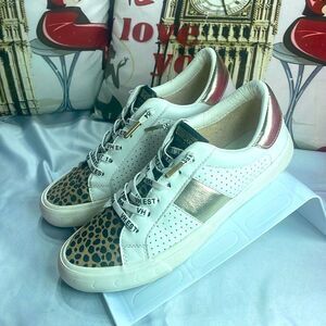 (B2) Havana Dina vintage sneakers with,leopard print and metallic gold, sz 8.5